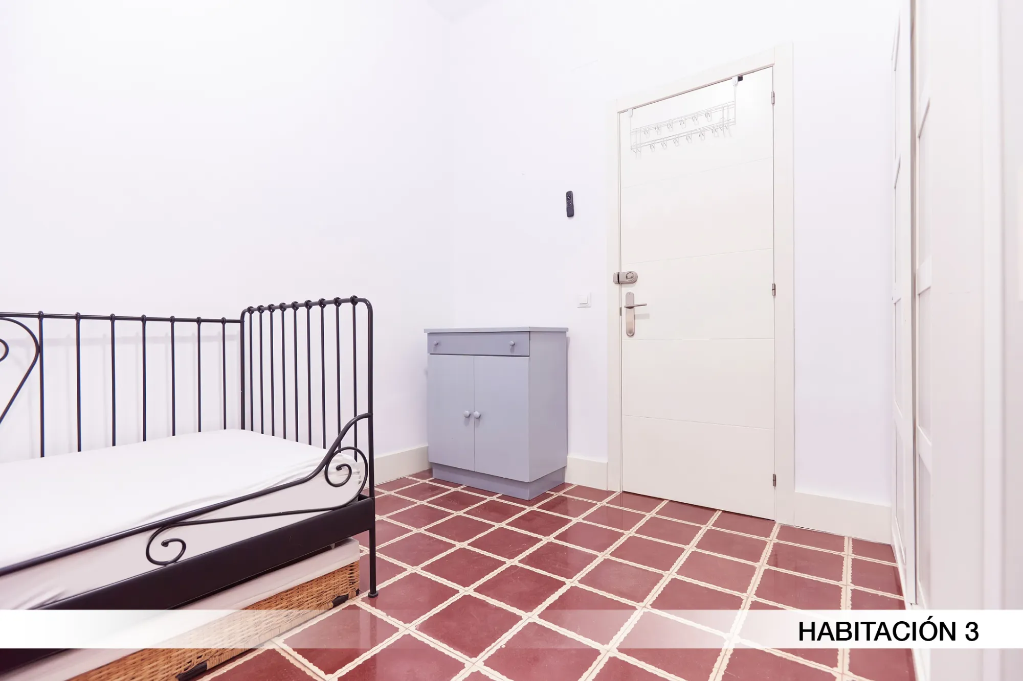 Private room in Seville photo 2