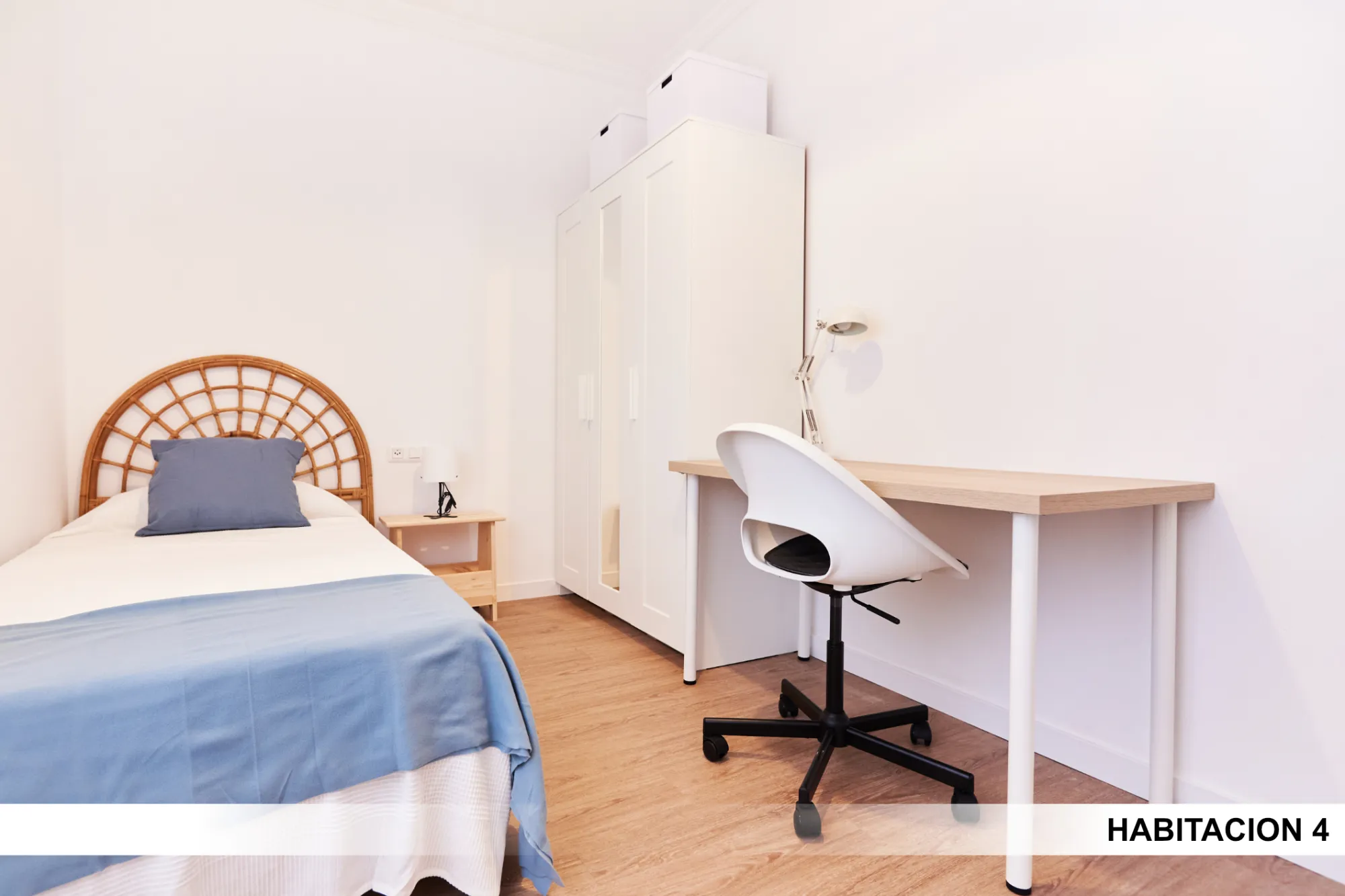 Private room in Seville photo 2