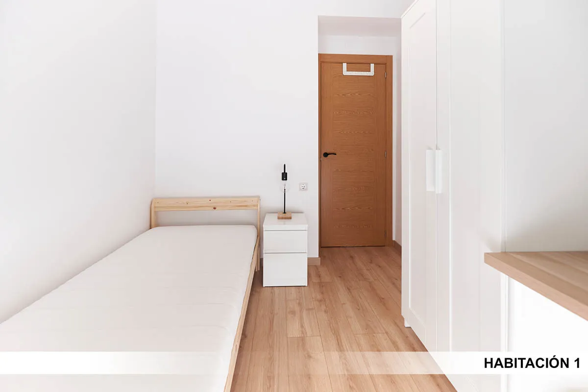 Private room in Seville photo 2