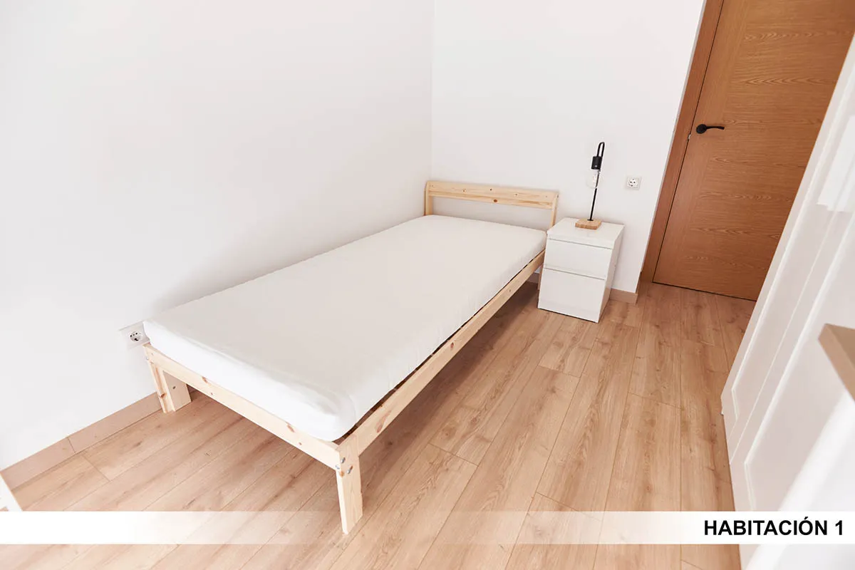 Private room in Seville photo 4