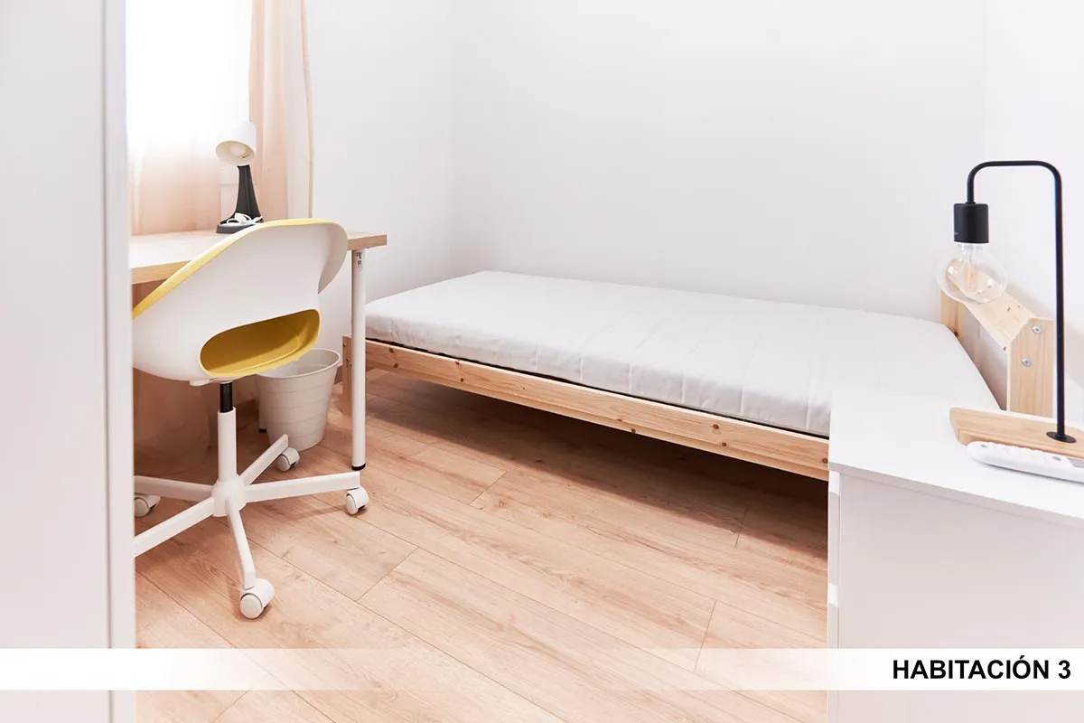 Private room in Seville photo 5