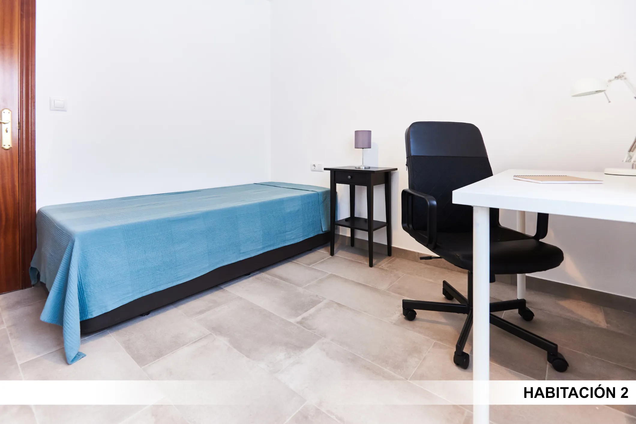 Private room in Seville photo 2