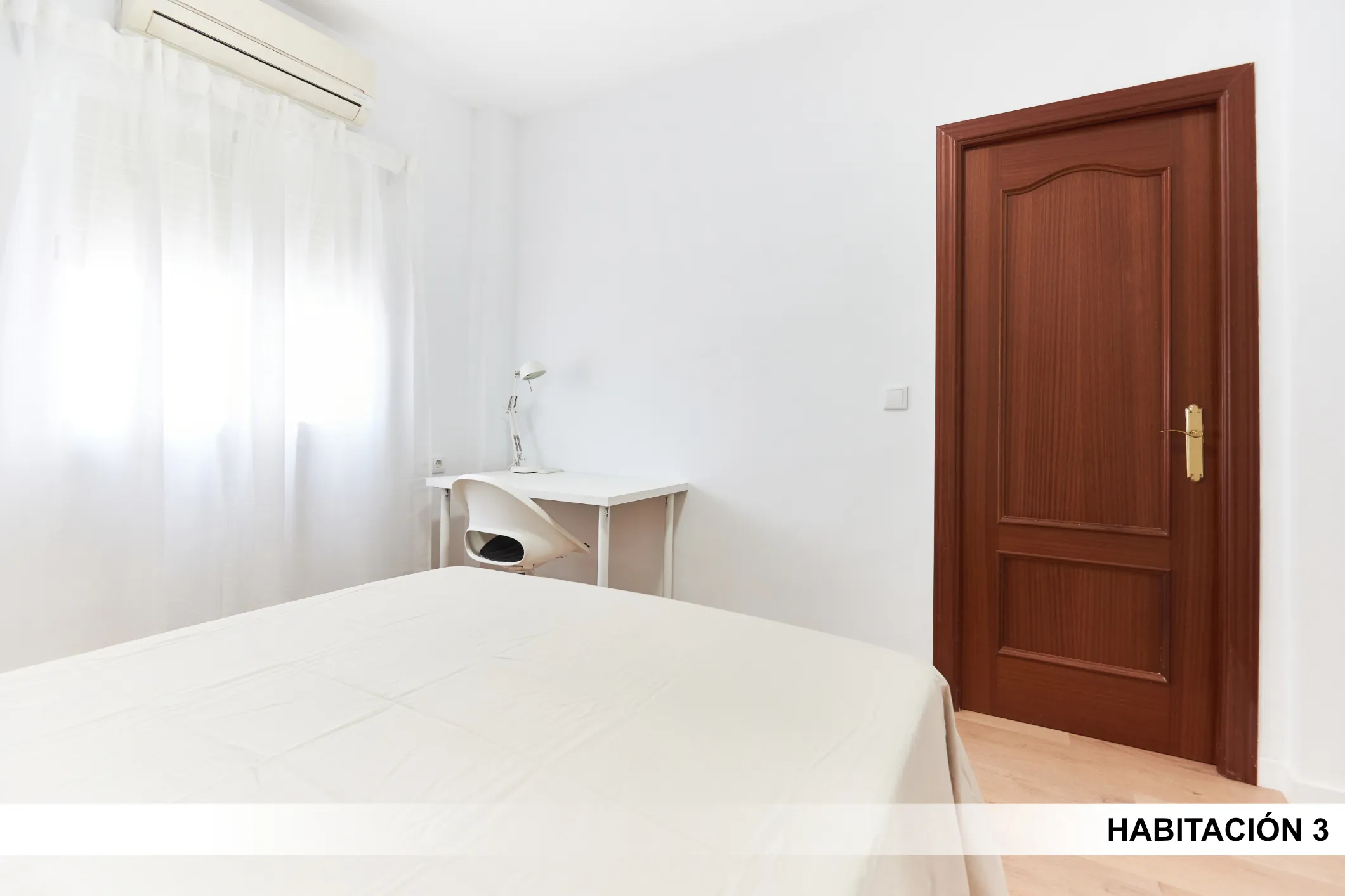 Private room in Seville photo 2