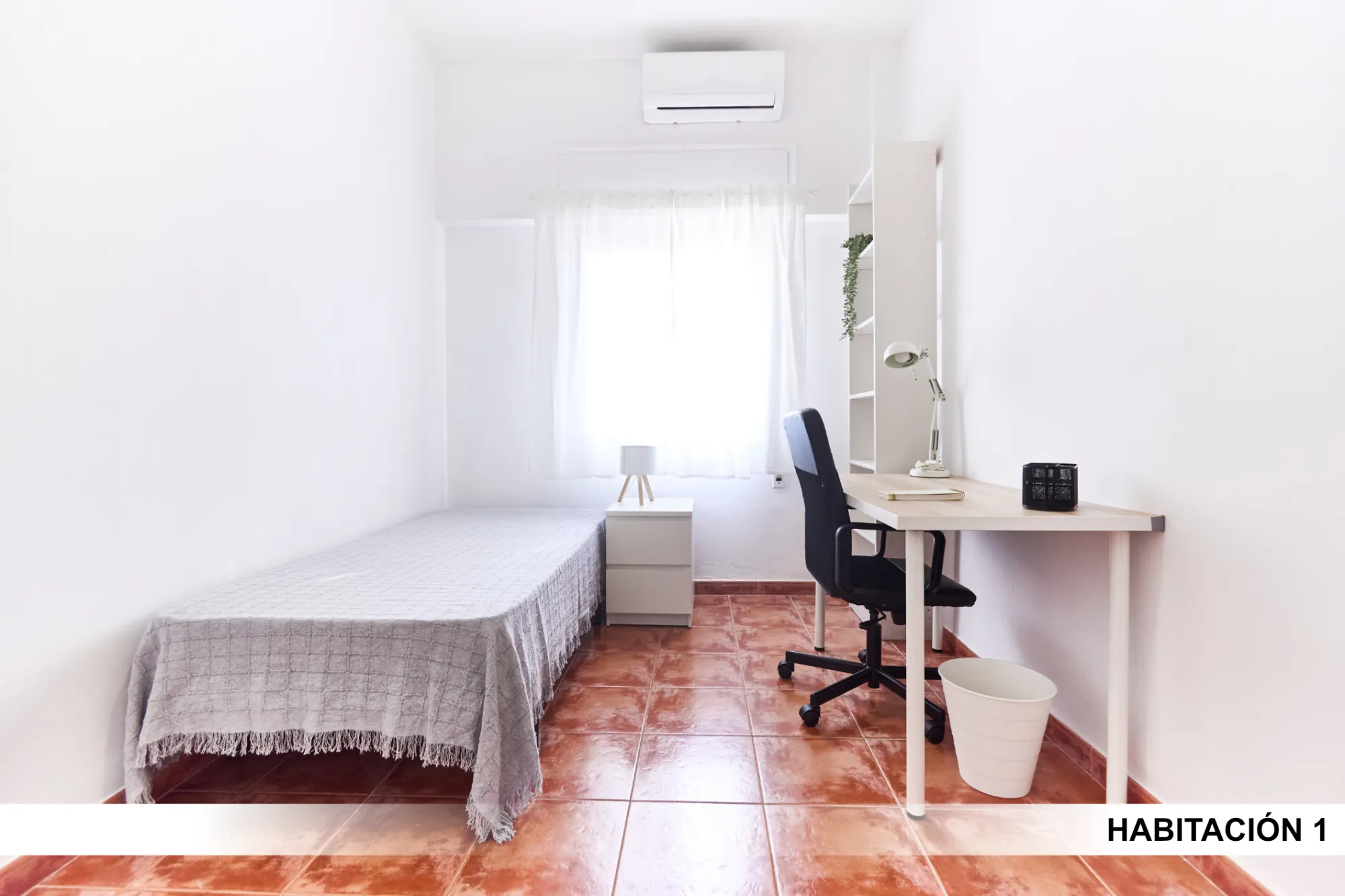 Private room in Seville