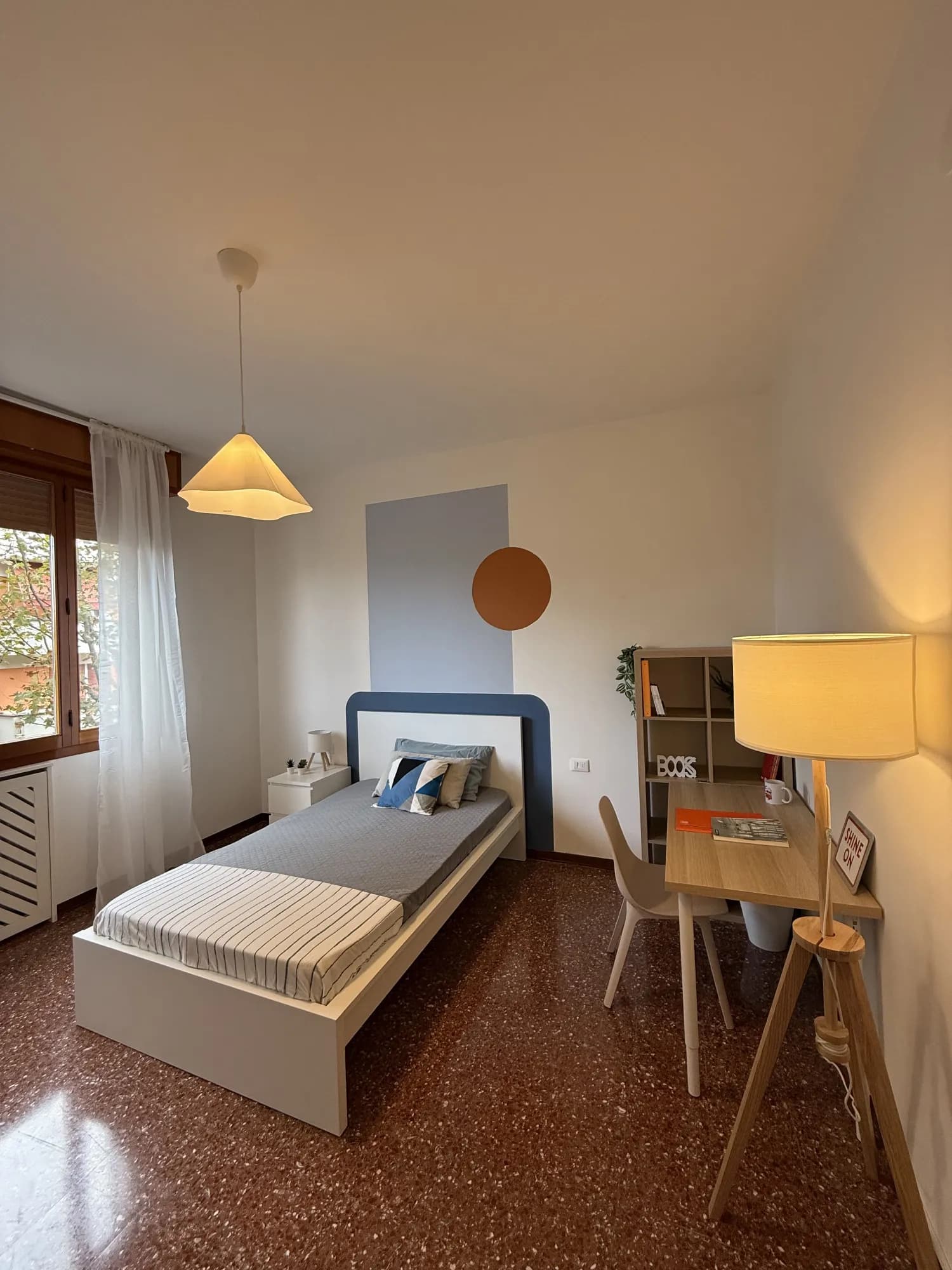 Stanza privata a Imola