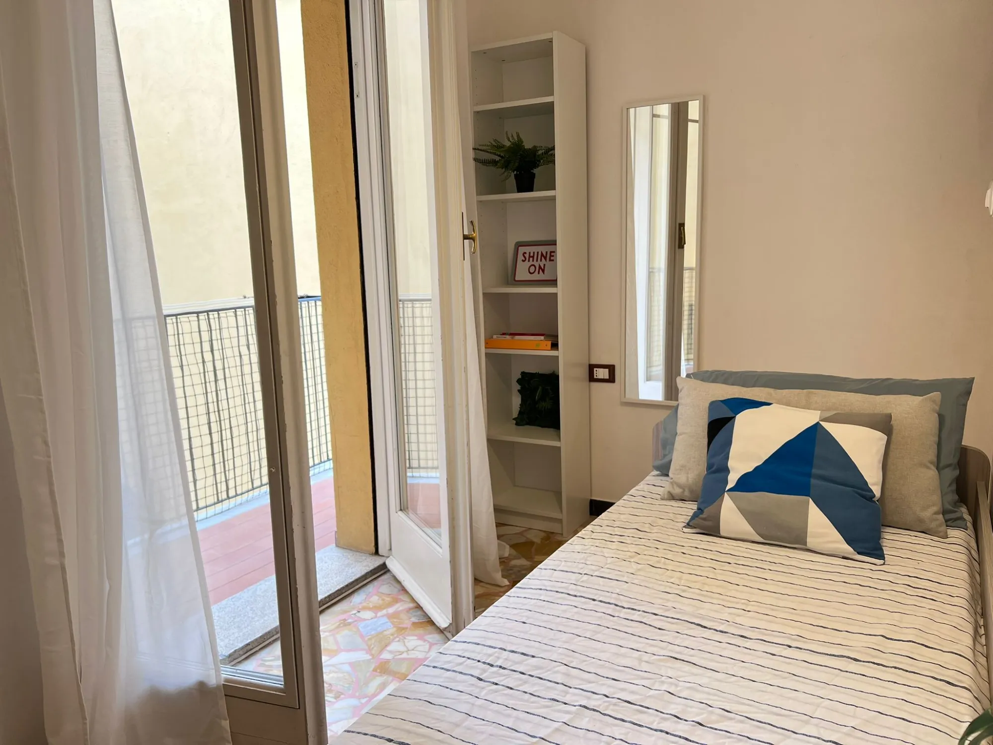 Room 184