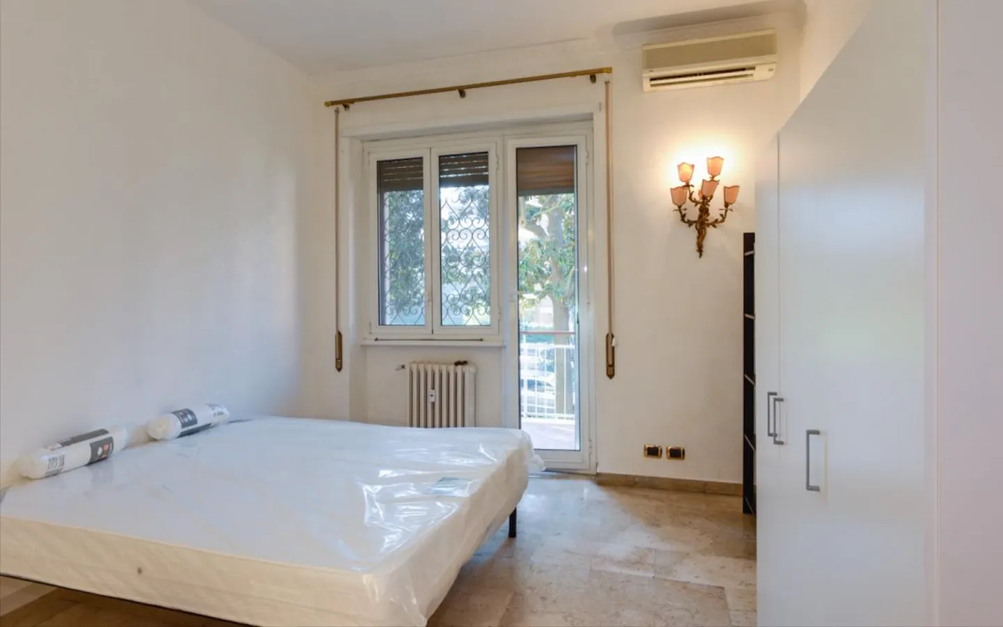 Room 1