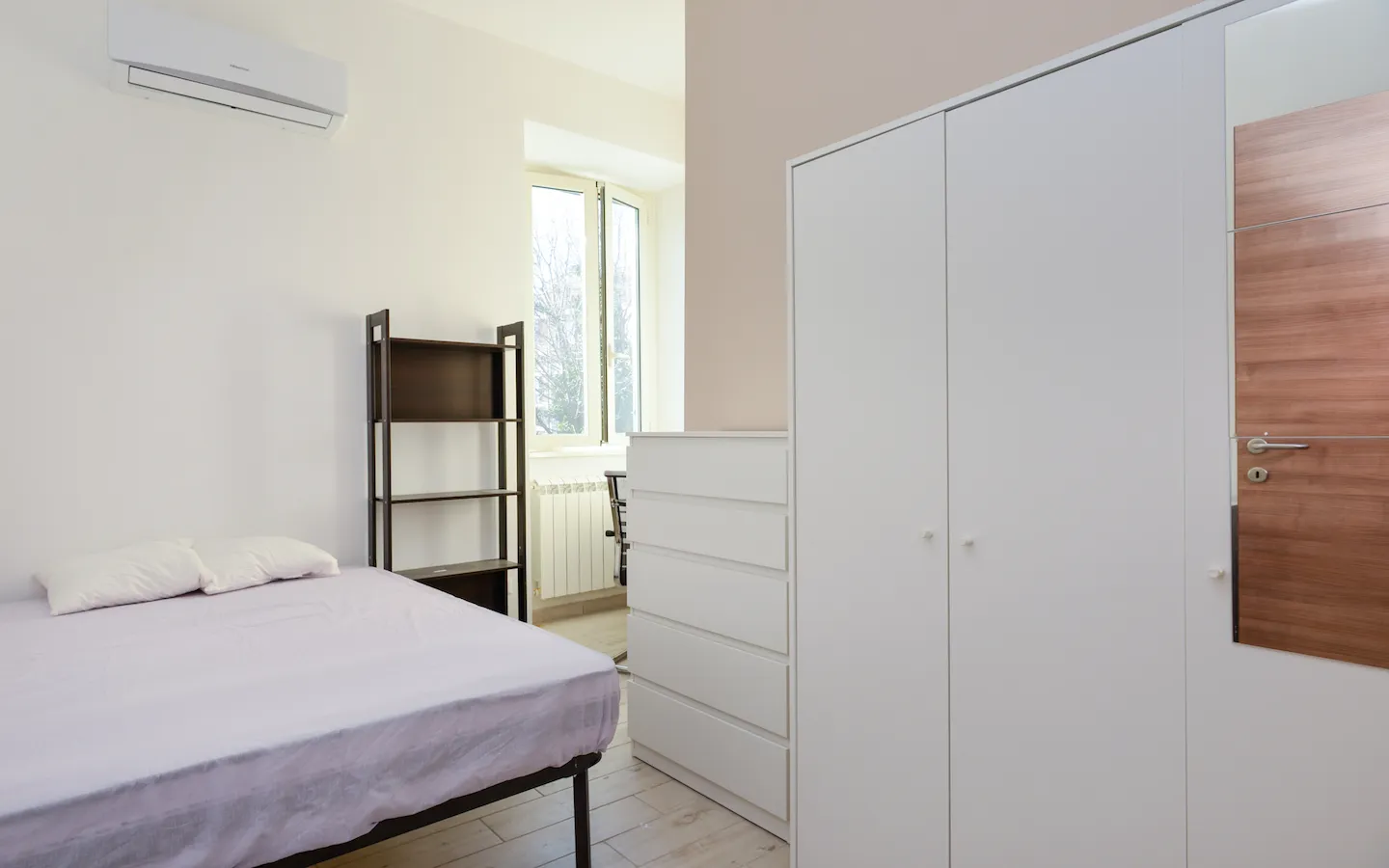 Private room in Rome
