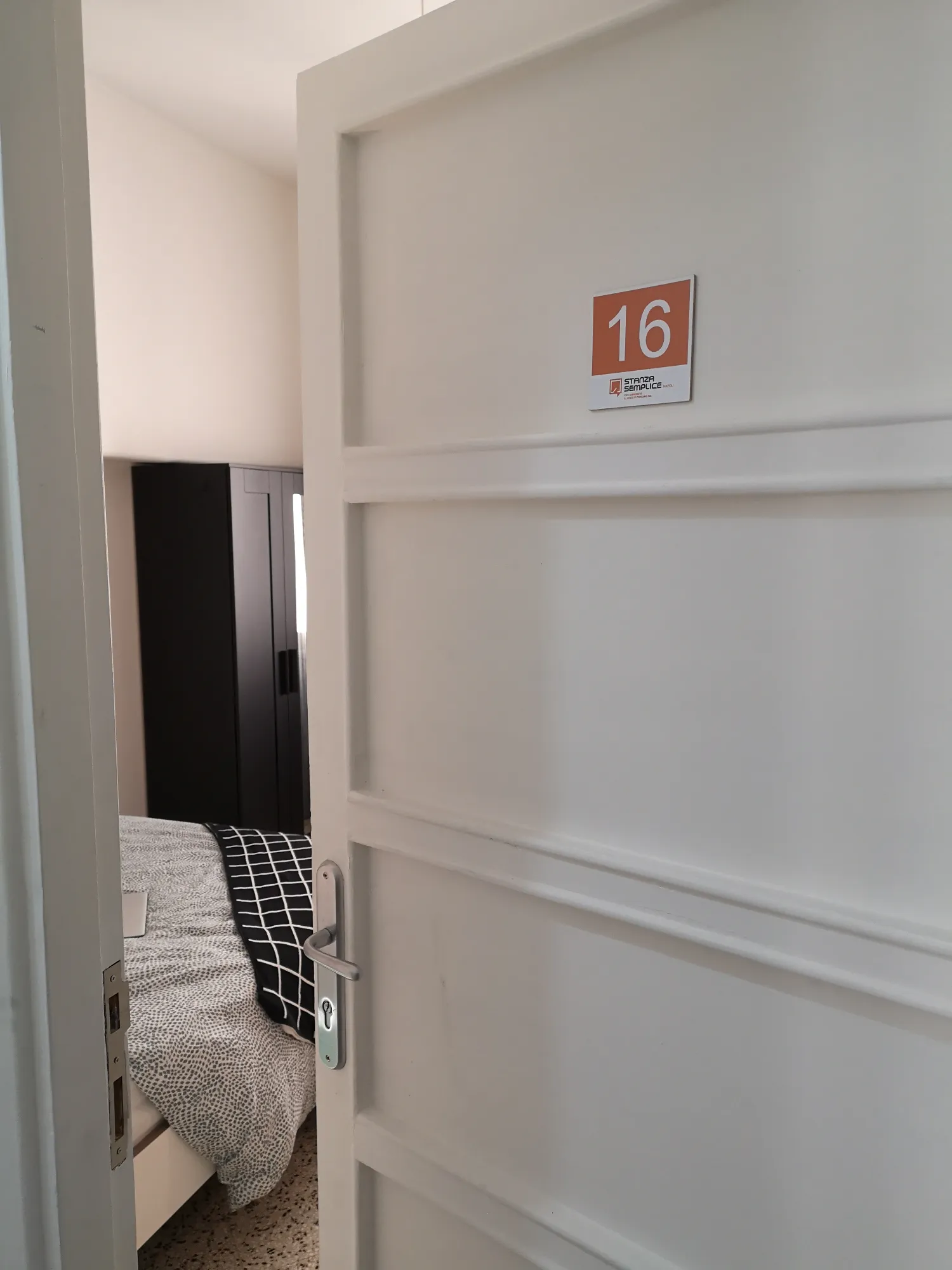 Stanza privata a Naples
