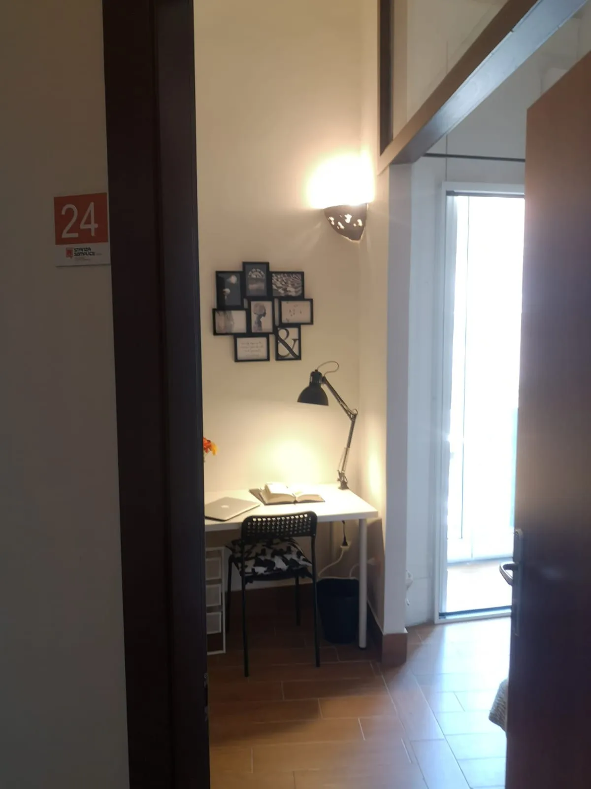 Stanza privata a Naples
