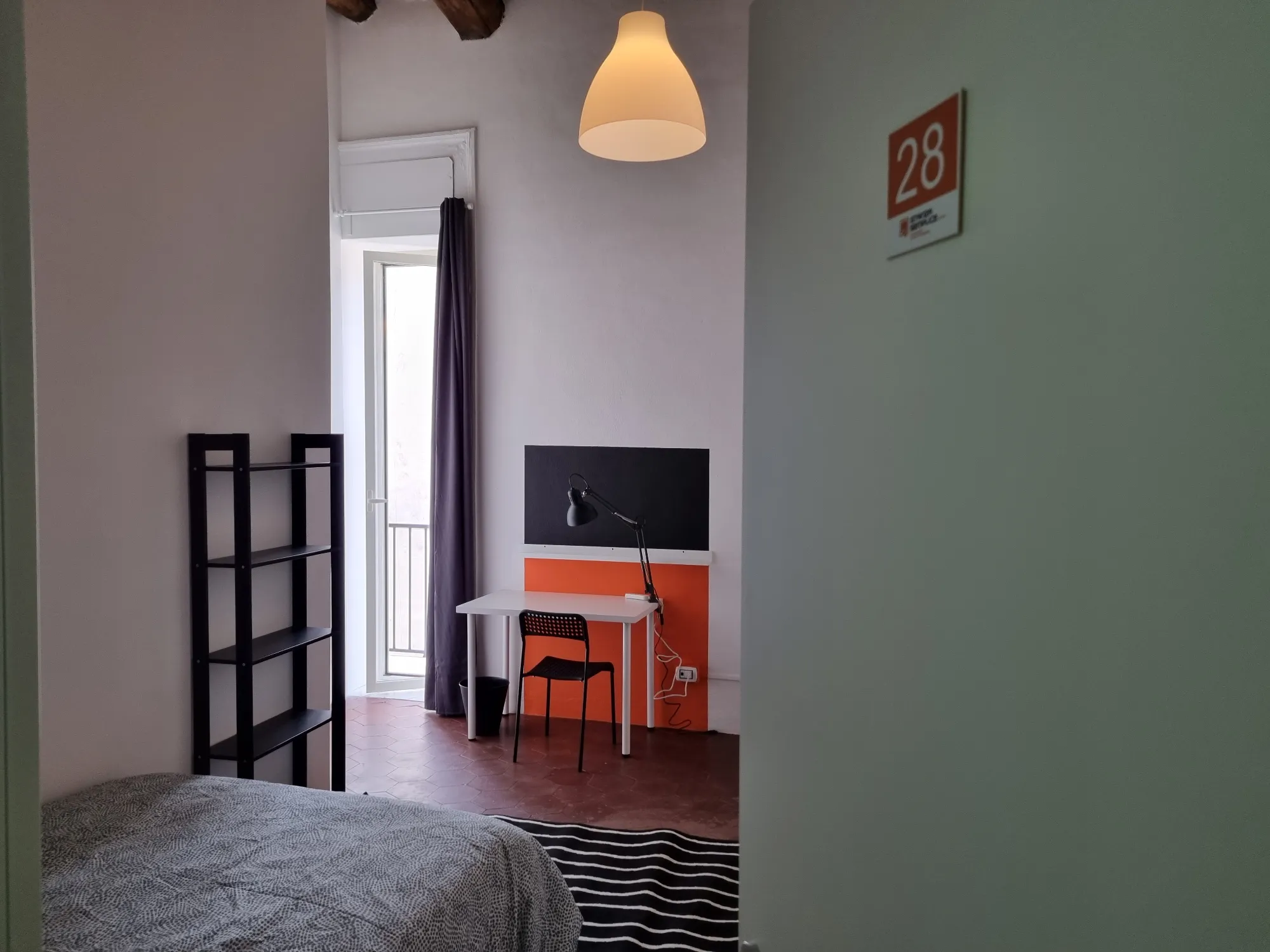 Room 28