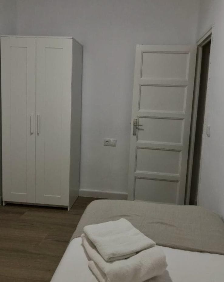 Shared Room in Pisa photo 2