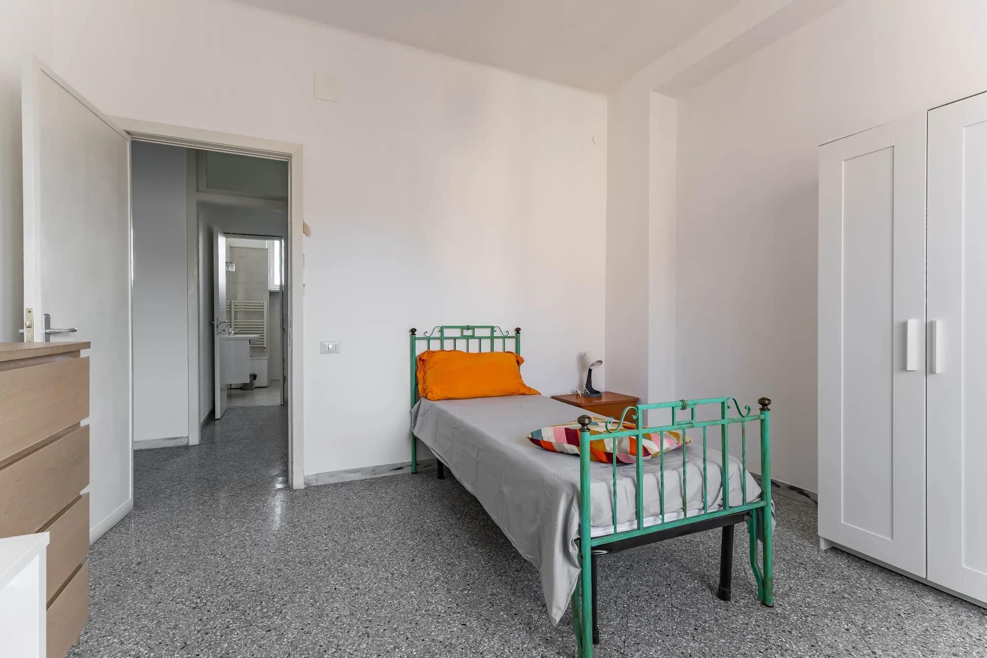 Private room in Bari photo 2