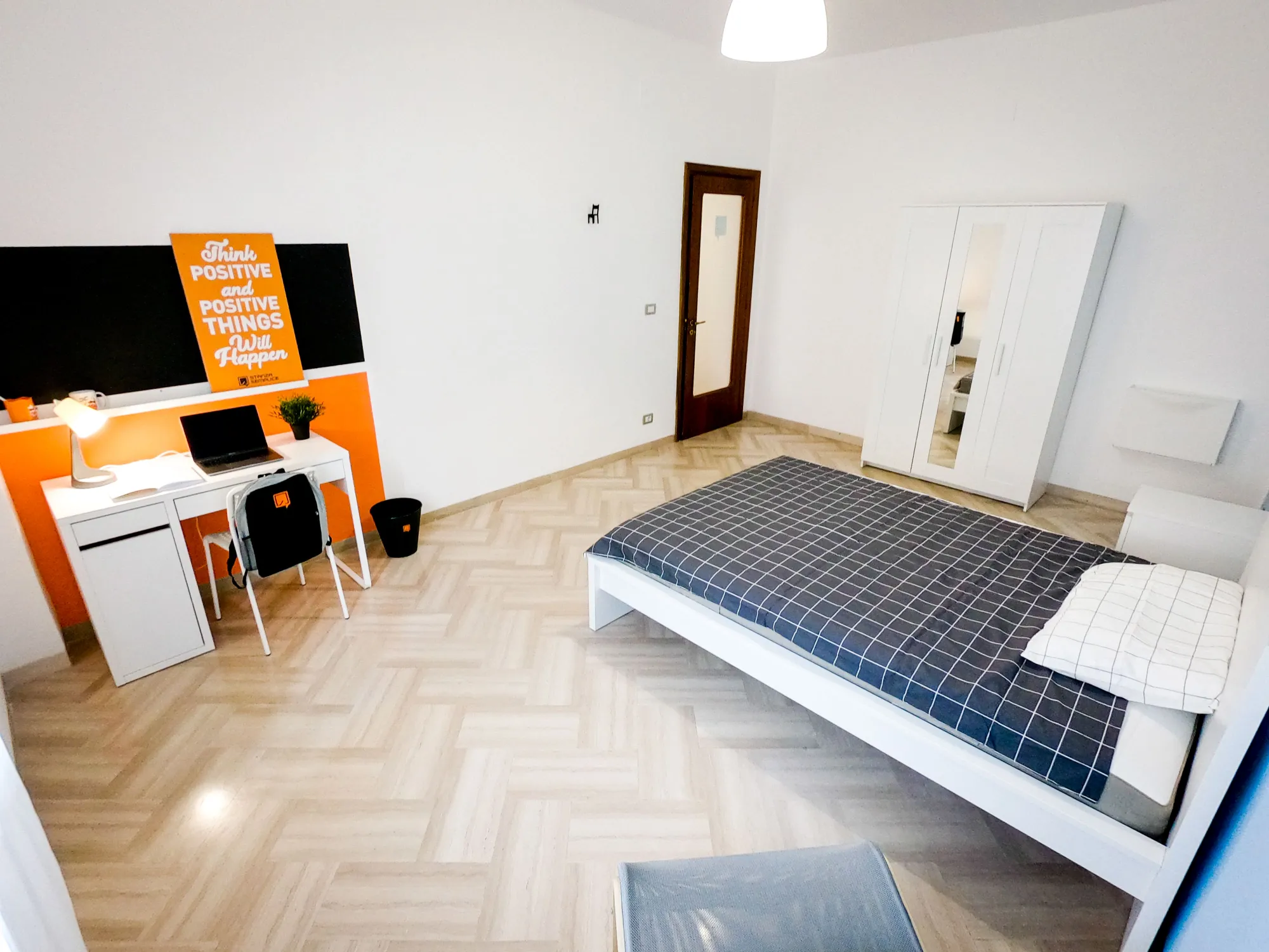 Stanza privata a Bari